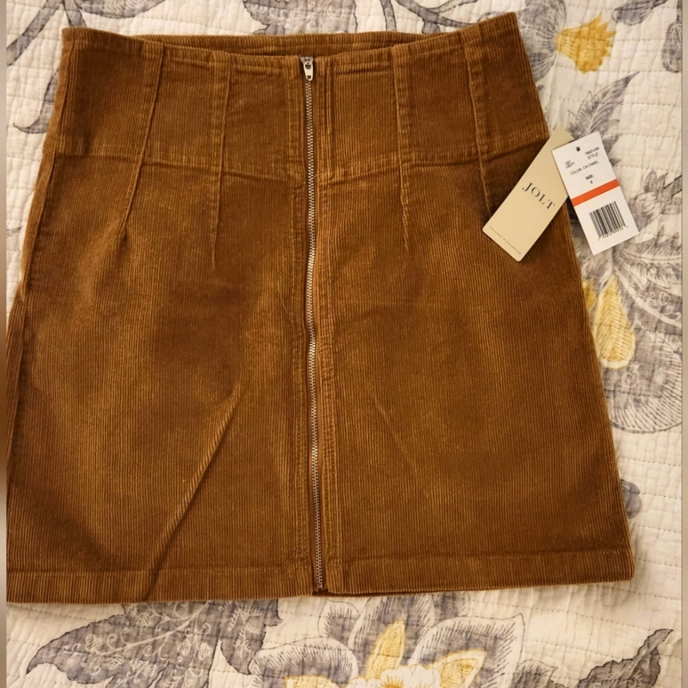 Jolt Camel Corduroy Zip Skirt - Small